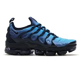 nike vapormax plus